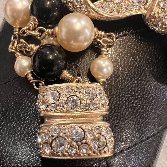 Chanel Black and Gold Bow Bracelet - Picture 6 of 6